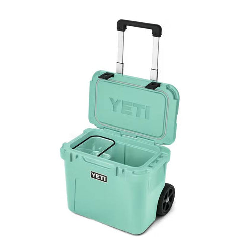 YETI Roadie® 32 Wheeled Cooler